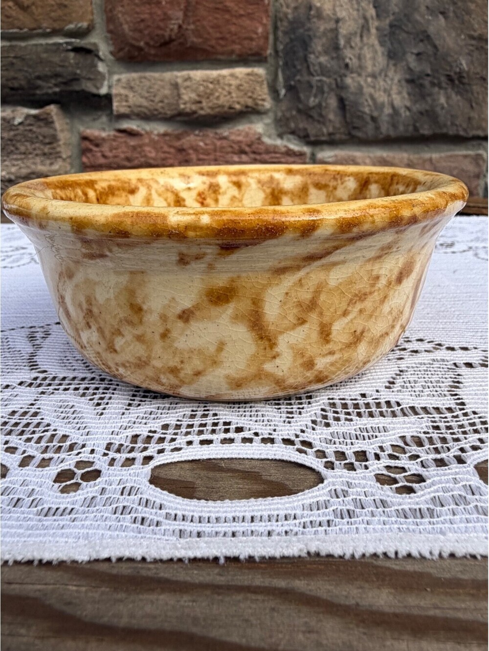 Vintage USA #196 Yellowware Spongeware Pudding Bowl Brown & Cream 5"